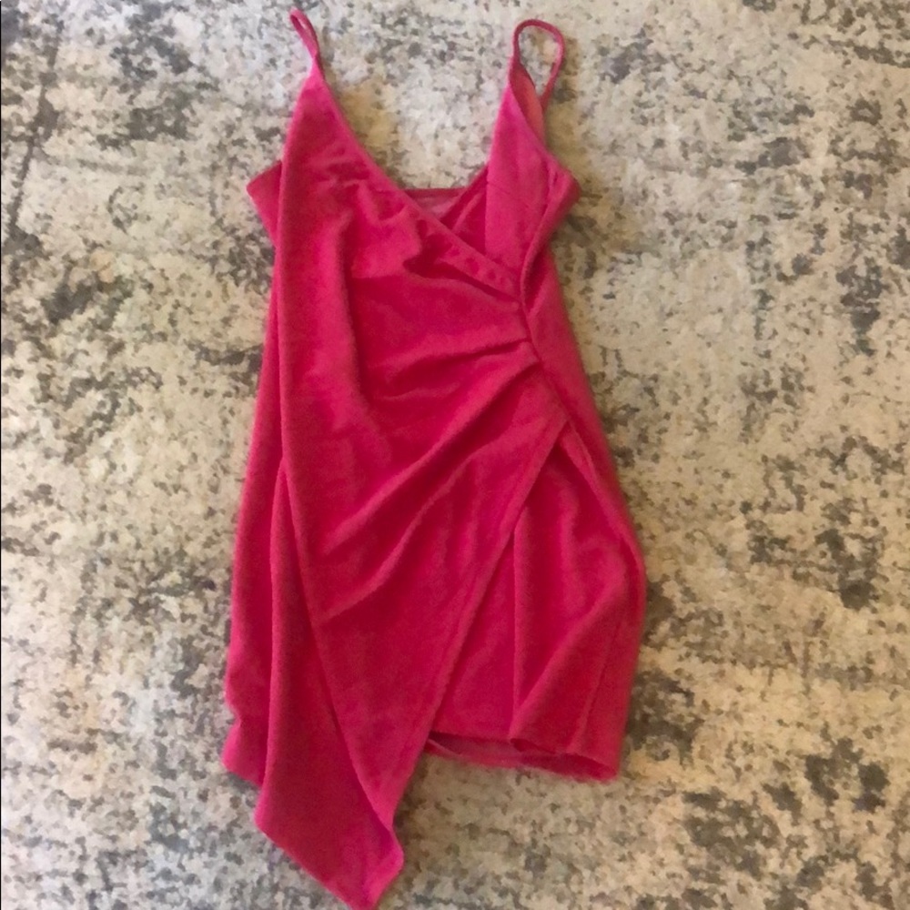 Worn once- hot pink dress 💕